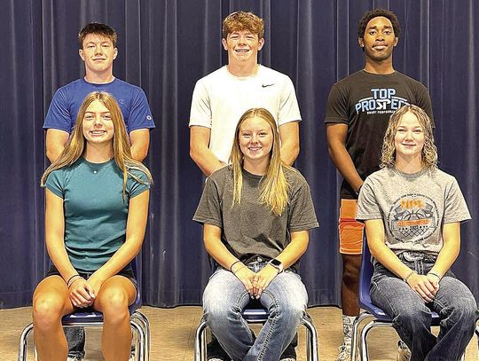 Lincoln announces Homecoming Court