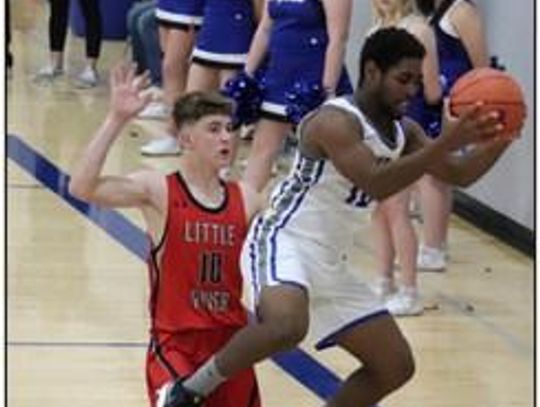 Lincoln battles Little River in season opener