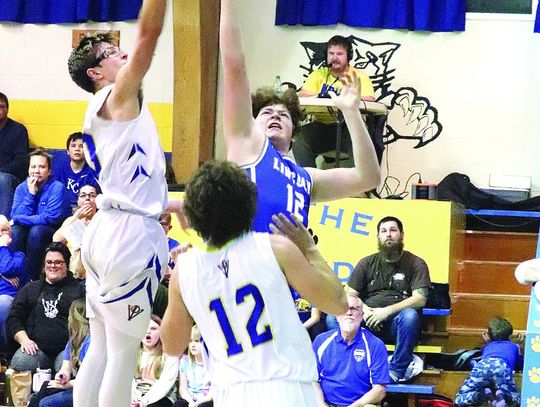 Lincoln boys prevail at Pike Valley