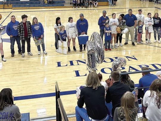 Lincoln celebrates senior night