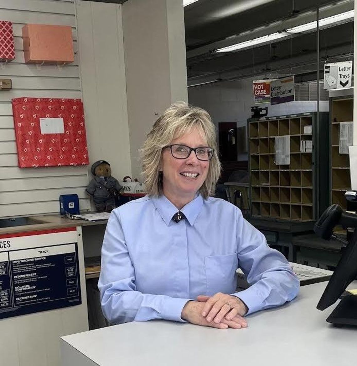 Graves retires from USPS Graves retires from USPS