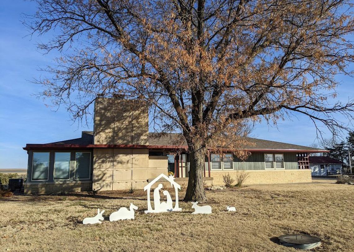 Holiday Home Tours December 3