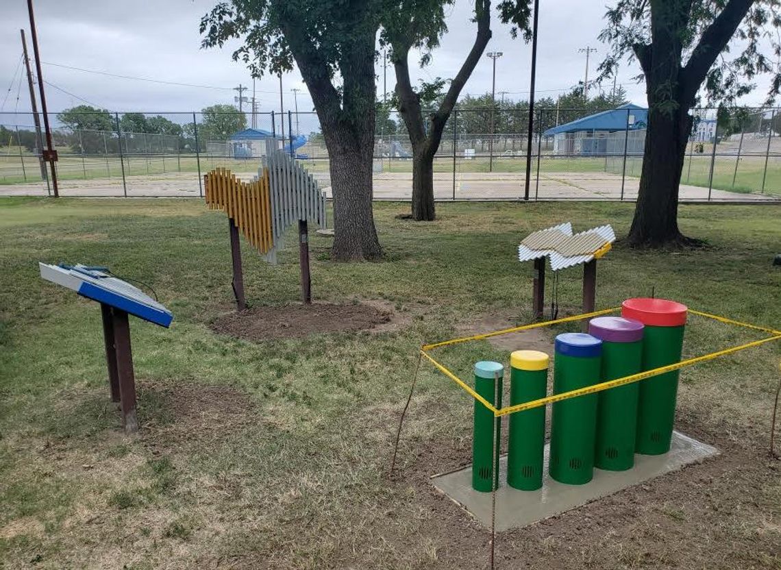 LCIC installs last instrument LCIC installs last instrument