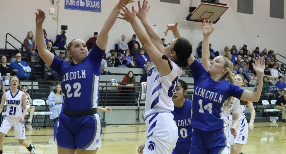 Lincoln Leopards dominate Tescott Trojans Lincoln Leopards dominate Tescott Tro