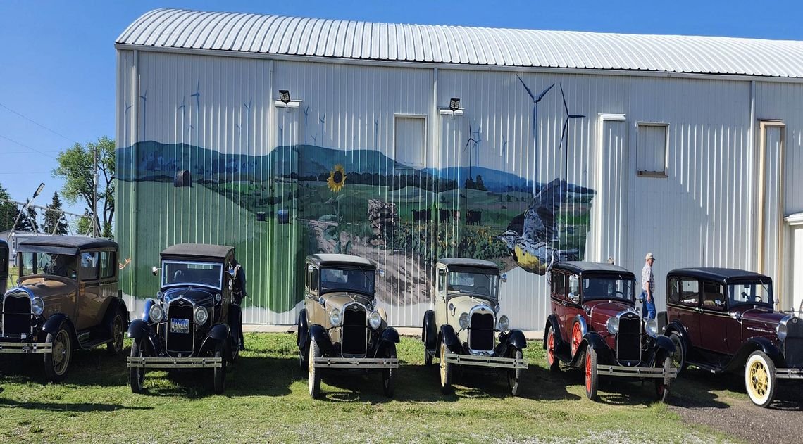 Memorial Day Meal and Youth Art Display in Vesper Memorial Day Meal and Youth Art Display in Vesper
